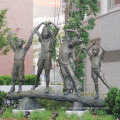 Beautiful Classic bronze outdoor children garden statues
